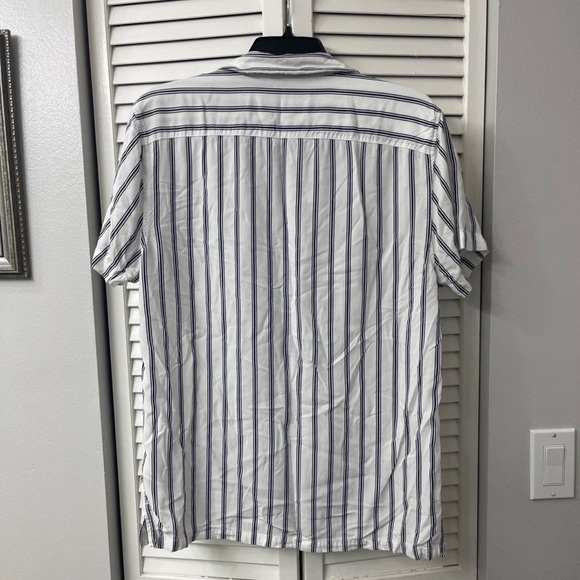 Abercrombie & Fitch Button Down Shirt (M) - Picture 5 of 5
